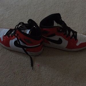 Meet your Posher, Carlos